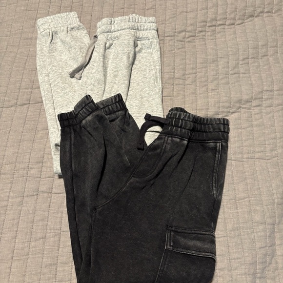 NWT Set of 2 H&M Cargo Sweatpants - Picture 1 of 5